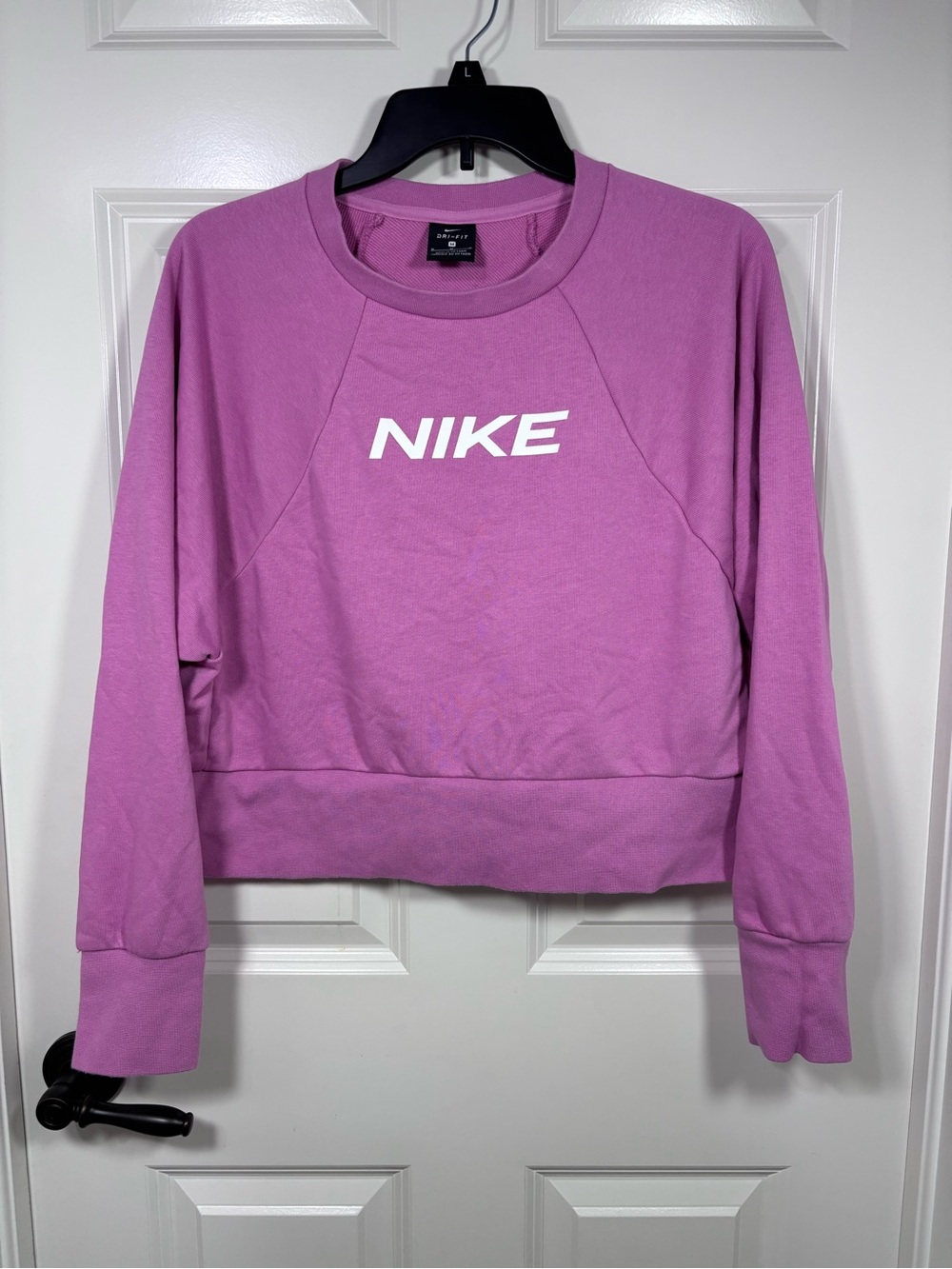 Nike Dri-FIT Cropped Loose Fit Logo Training Sweatshirt Women’s M
